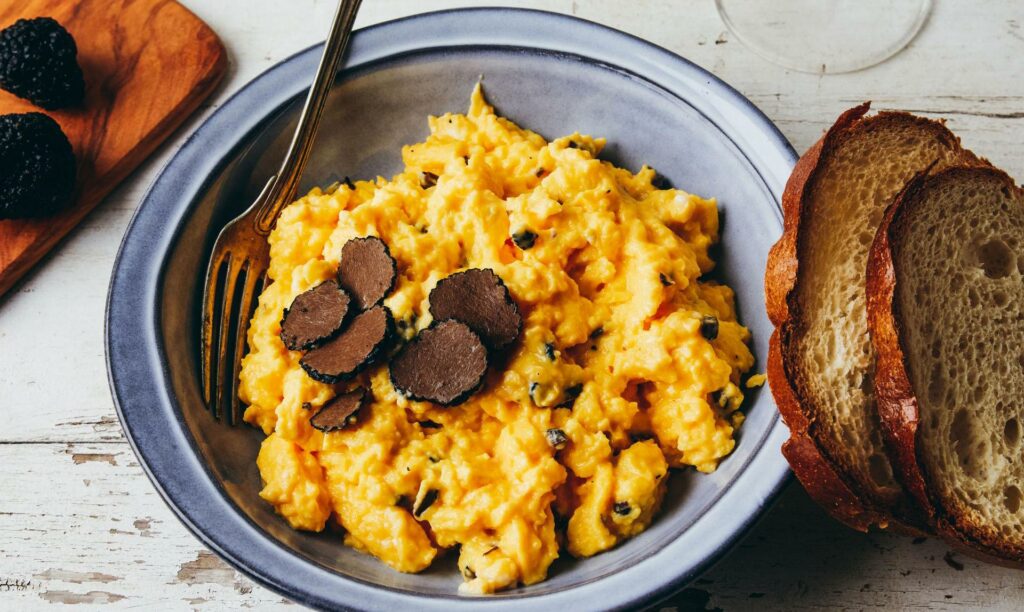 oeufs brouillés à la truffe