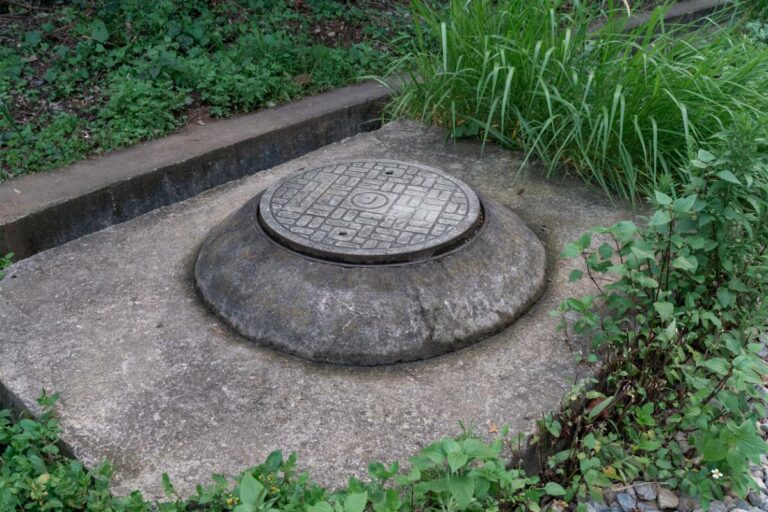 image-la-micro-station-d-epuration-pour-traiter-l-eau-sans-odeur-et-sans-epandage